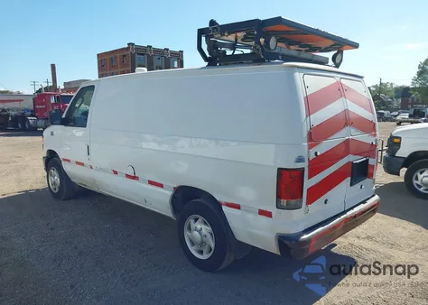 2013 Ford E-150 Commercial z USA, uszkodzony, nr VIN 1FTNE1EL5DDA47703